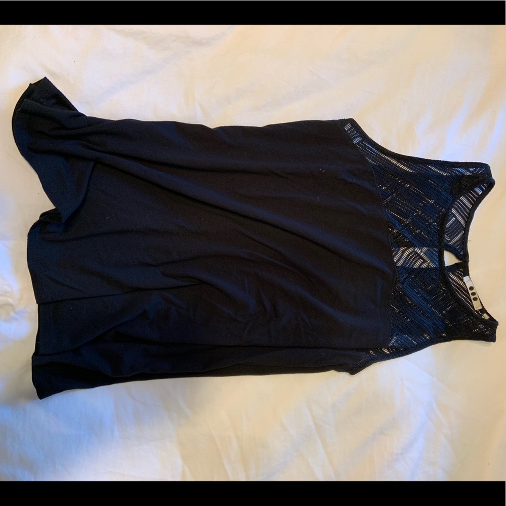 3 Dot black tank